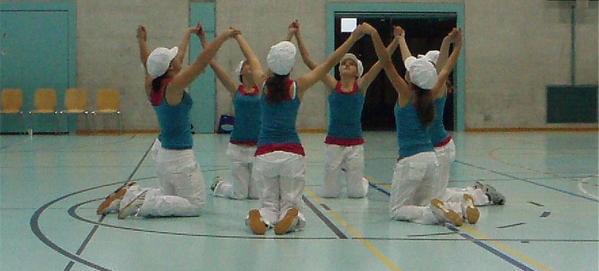 Die Jugendtanzgruppe Boltigen am Jugendcup Die Jugendtanzgruppe Boltigen am Jugendcup