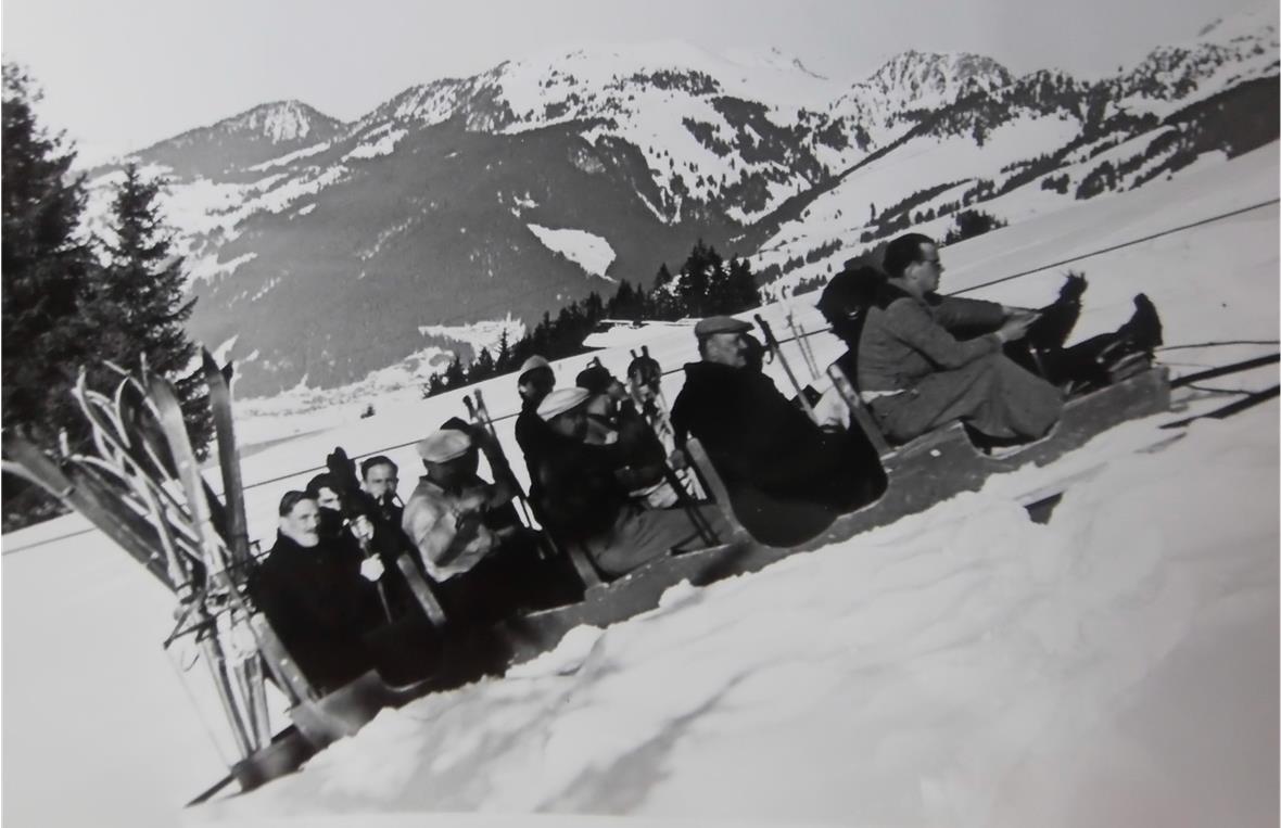 1937 entstand «das Funi» Oeschseite-Eggweid 1937 entstand «das Funi» Oeschseite-Eggweid