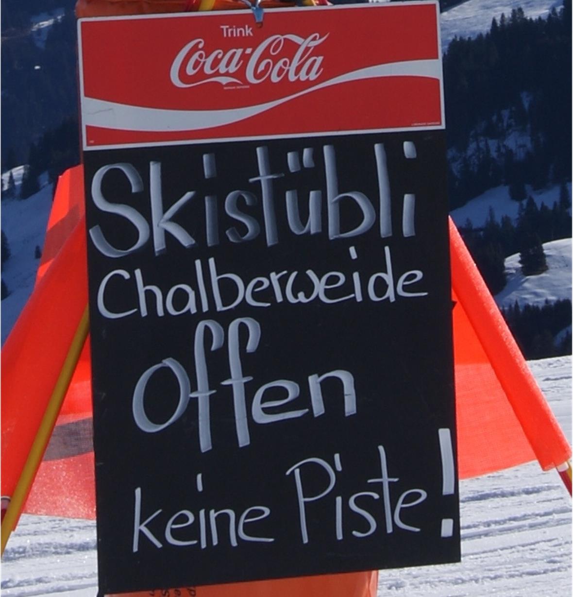 Geschlossene Pisten – die Sonnenterrassen bleiben leer 