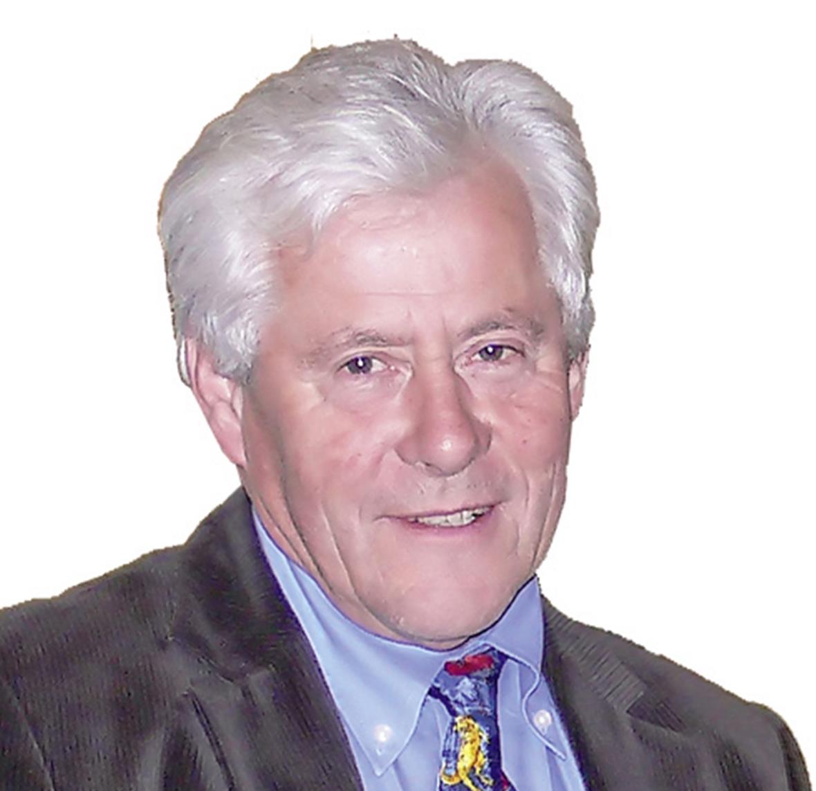 Hans-Jörg Pfister gibt das CO-Präsidium der Berner Oberländer FDP ab Hans-Jörg Pfister gibt das CO-Präsidium der Berner Oberländer FDP ab