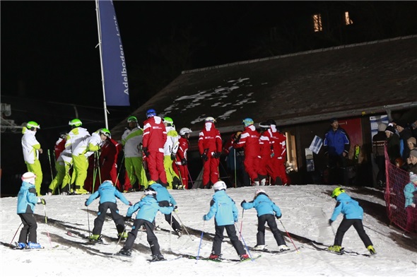 Die Schneesportshow ist eine Motivation für den Wintersport