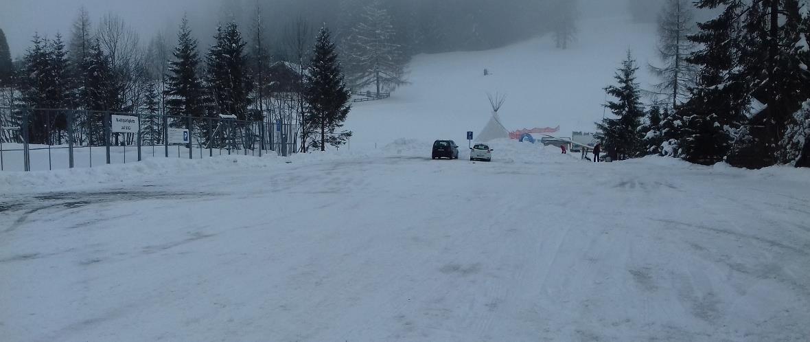 Neue Parkplatz- bewirtschaftung in Saanenmöser/Schönried 