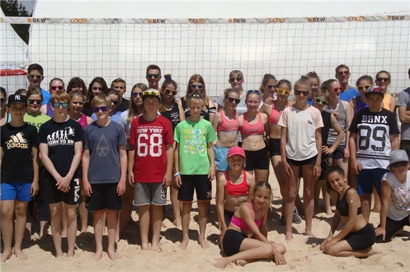 Schüler-Beachvolleyball-Turnier im Sportzentrum Gstaad