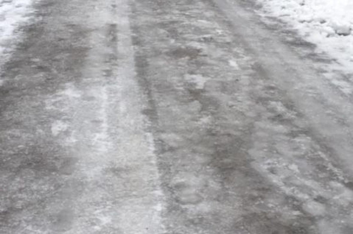 Gefährliche Eisbahn in Zweisimmen 