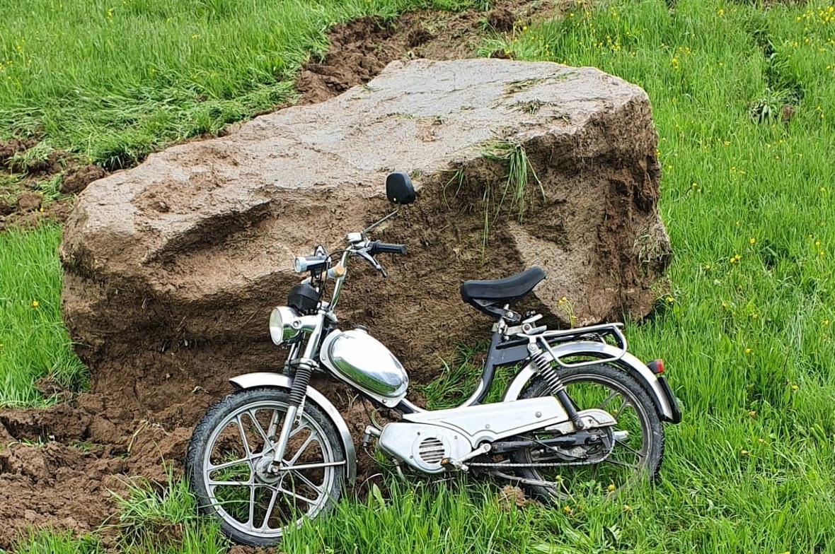 Grosse Felsbrocken machten sich selbstständig 