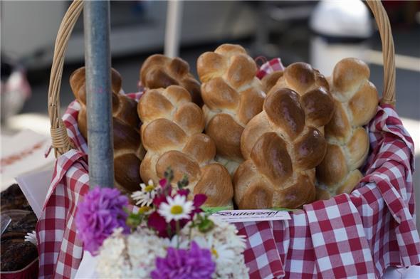 Lokale Köstlichkeiten und ein Programm für die ganze Familie