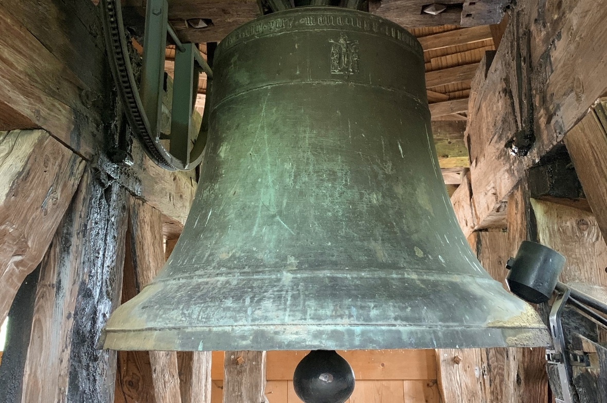 Kirchenglocken und Lichter für den Frieden 