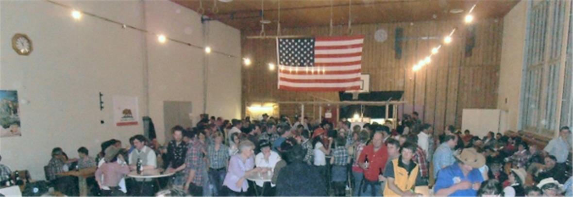 Blick in den gut besetzten Saal