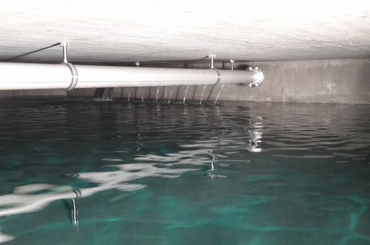 Deshalb sprudelt’s aus dem Wasserhahn  Blick ins Reservoir Matten.