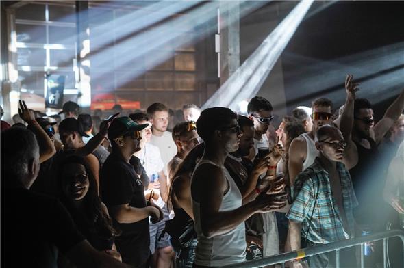 Boltigen in Hardstyle-Ekstase – die Premiere des Herter war ausverkauft.