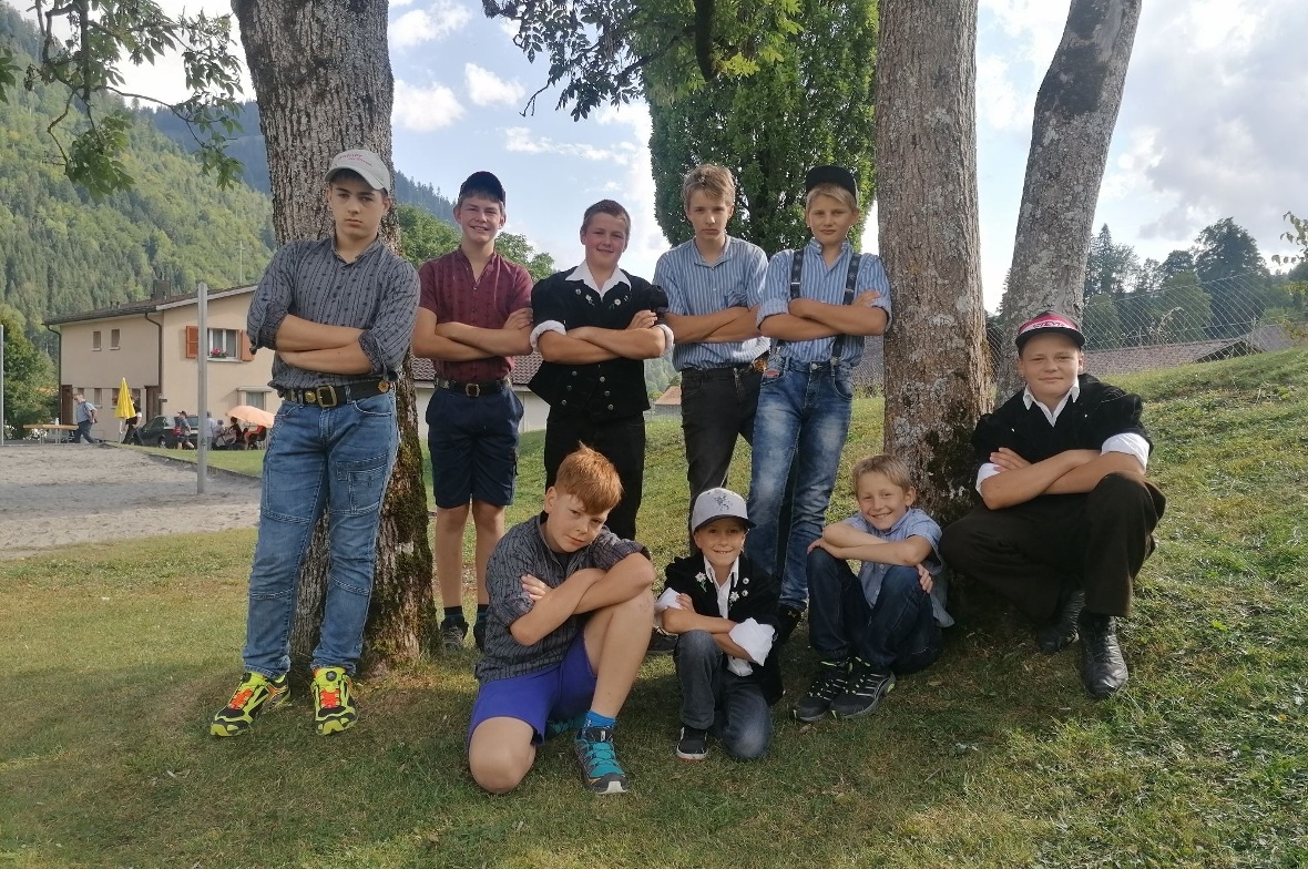 Boltiger Jung-Schwinger: Oliver Beetschen, Fabio Karen, Alexander Schwarz, Sven Gobeli, Fabio Dänzer, Ben Eschler, Lui Schär, Nico Gerber und Fabio Röthlisberger.