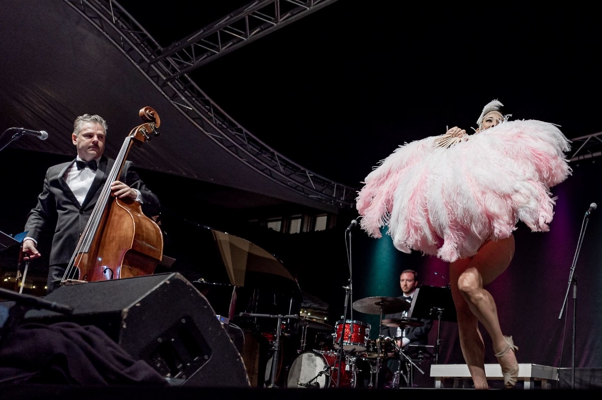 Burlesque an der Lenk – eine Premiere!