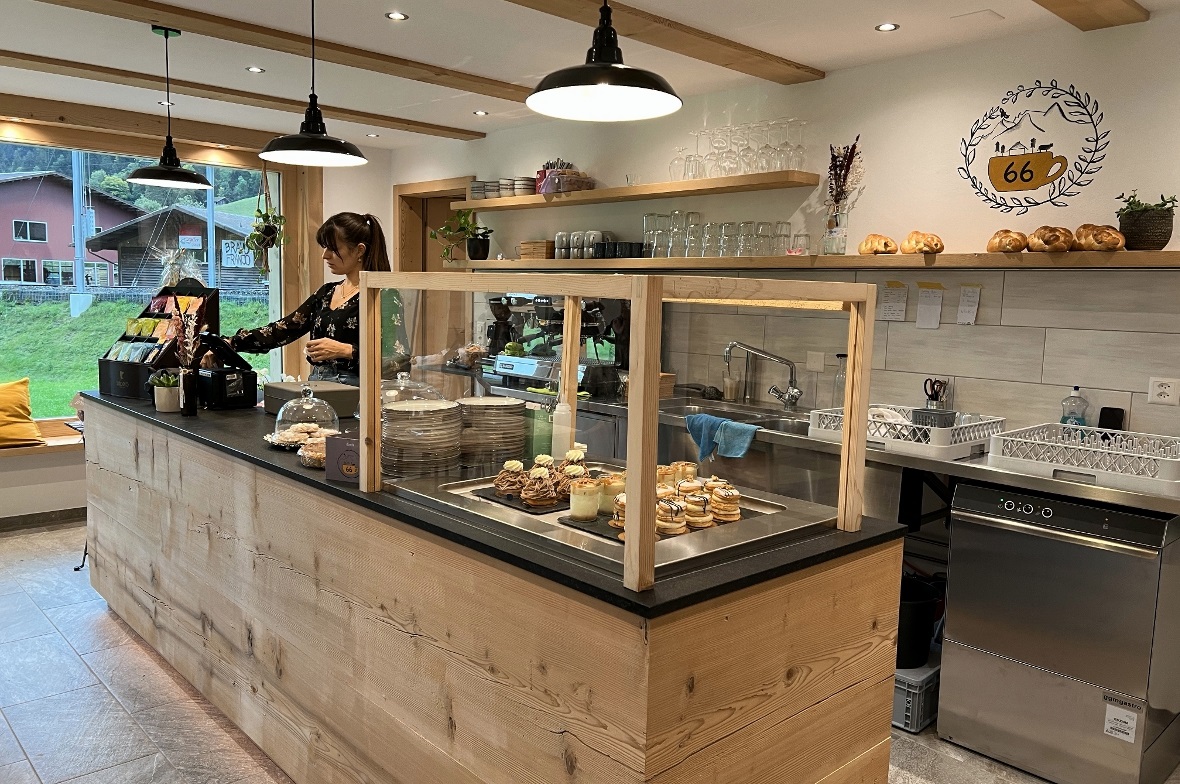 Caffi 66 Eröffnung