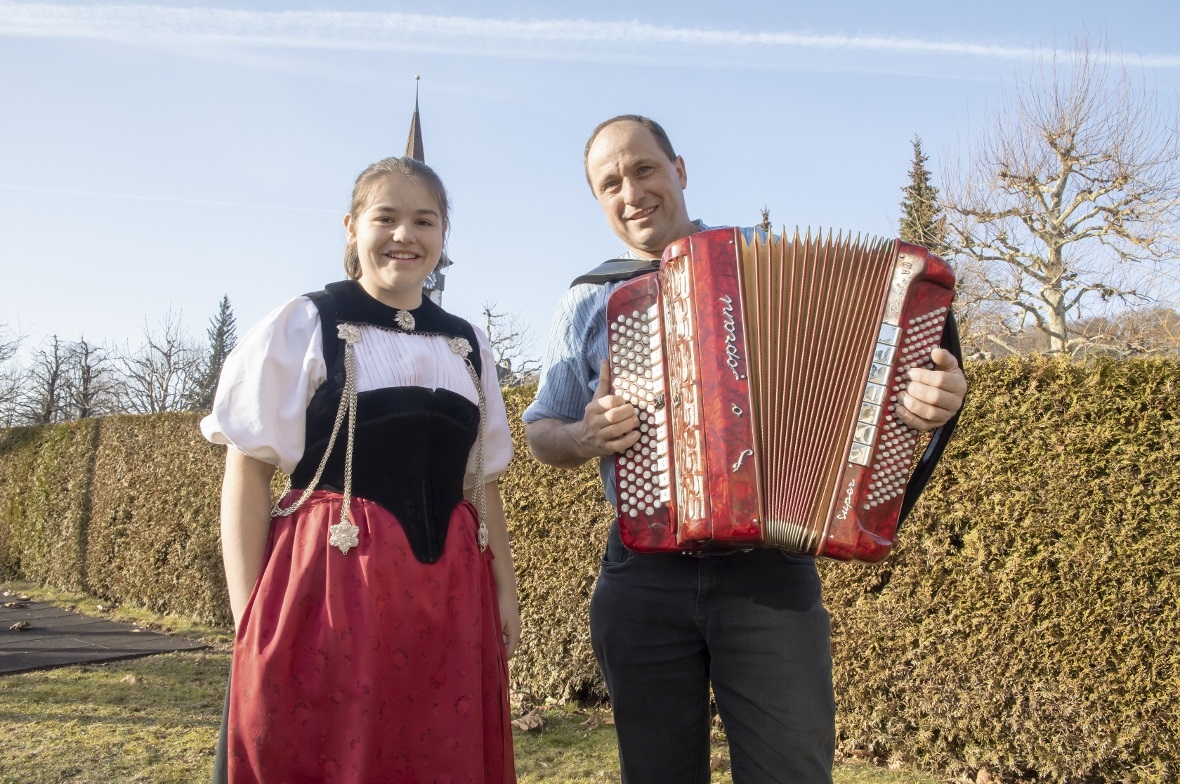 Chantal Häni sorgte als Solojodlerin für den musikalischen Beitrag. Begleitet wu...