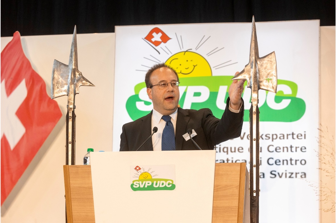 Christoph Schaltegger ist Professor für Politische Ökonomie an der Universität L...