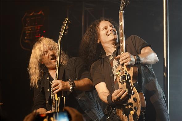 CoreLeoni liessen am Auftakt-Abend die Freunde der etwas härteren musikalischen Töne voll auf ihre Kosten kommen.