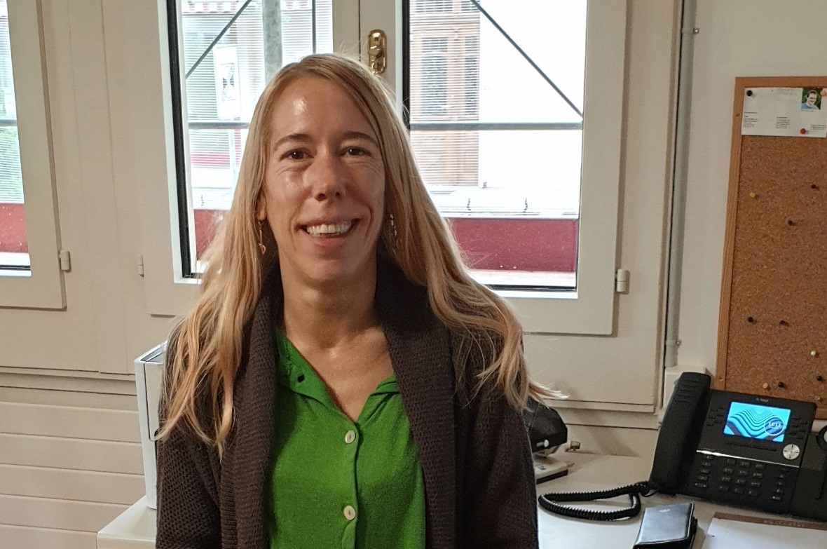 Corinne Freidig, Leiterin der Sozialdienstes Obersimmental, freut sich über die ...