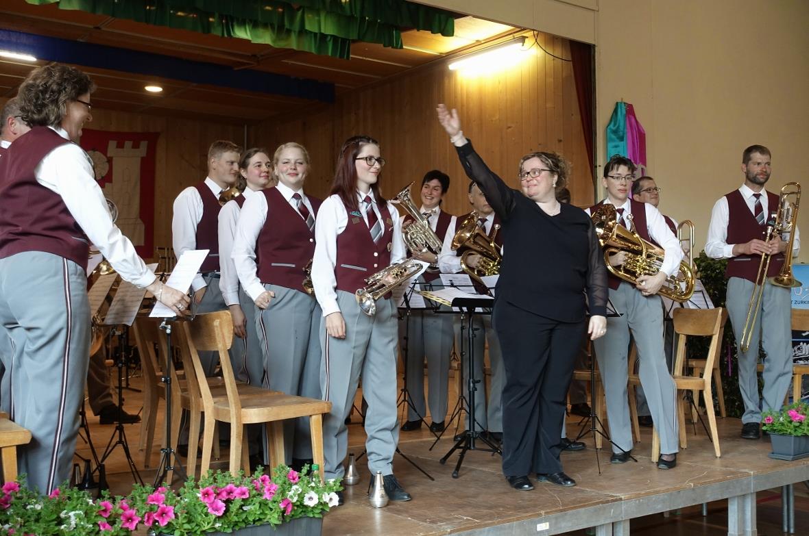 Cornelia Ott erlebte mit der MG Oberwil einen emotionalen Abschluss ihrer Dirige...