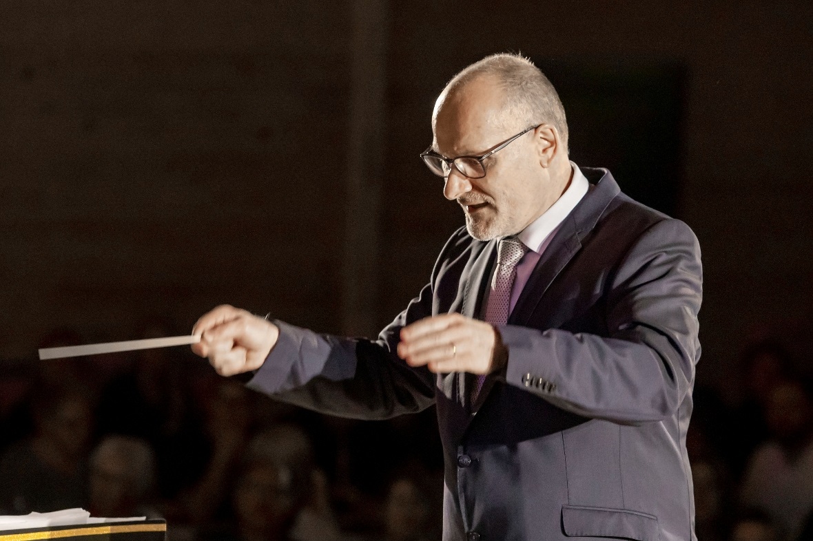 Corsin Tuor Dirigiert seit 2012 die BBO.