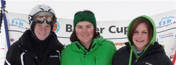 Damen Juniorinnen 2: 2. Michaela Graa, Gsteig-Feutersoey; 1. Tina Boss, SAS Basel; 3. Gaby von Siebenthal, Saanen.