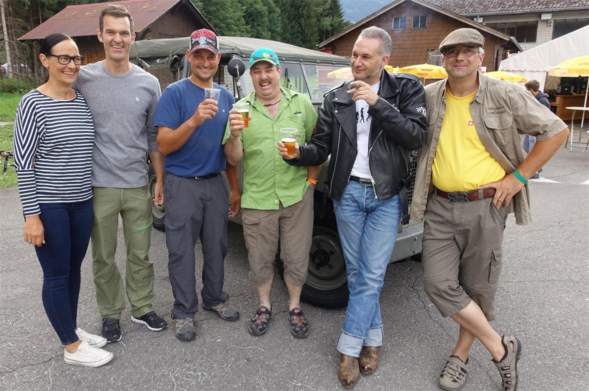 Daniel Hotz, Präsident Land Rover of Switzerland, führte seine einheimischen Gäs...