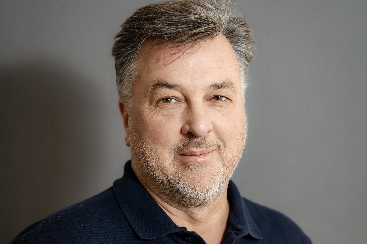 Daniel Trötschler verlässt als Chefarzt Chirurgie den Spitalstandort Zweisimmen und somit auch die Spital STS AG.