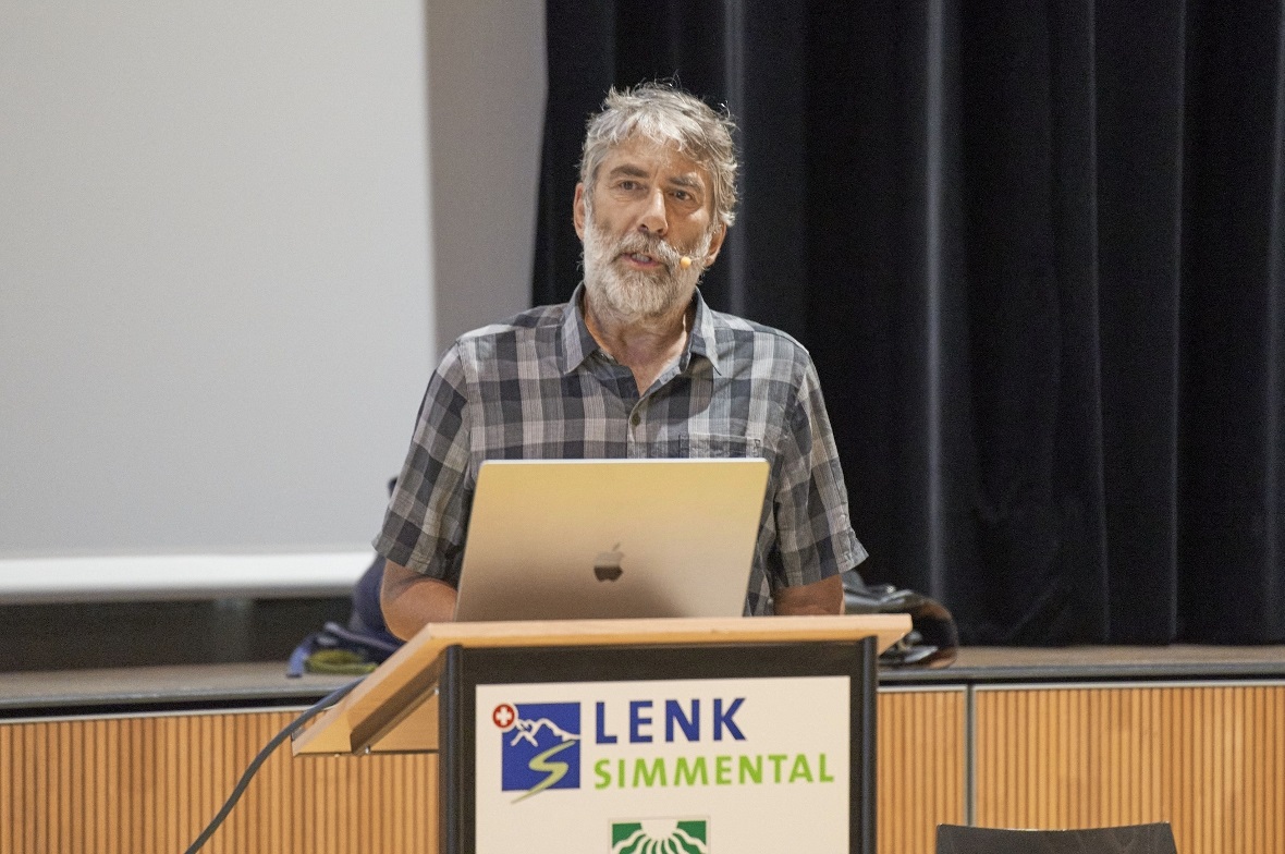 Daniel Zimmermann, Niederer+Pozzi AG, informierte über das Projekt.