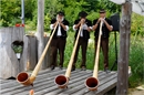 Das Alphorntrio Rinderberg eröffnete die Feier.