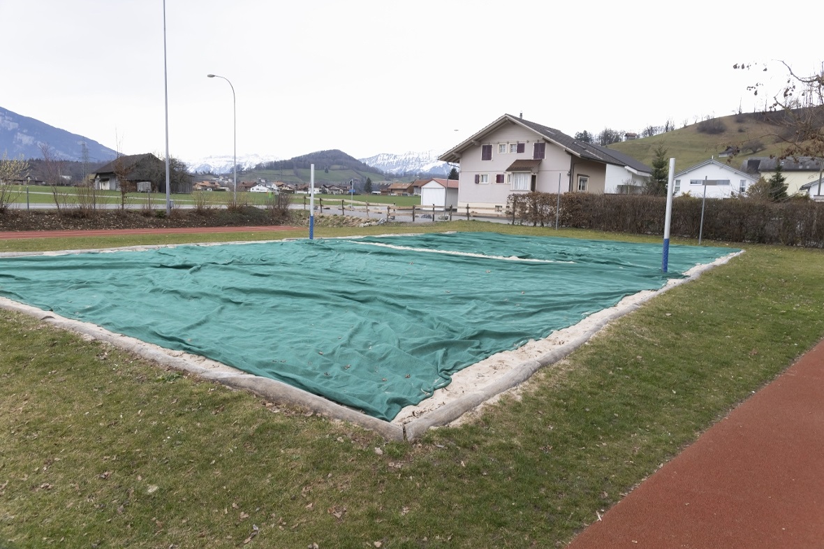 Das Beachvolleyballfeld wurde neu gemacht.