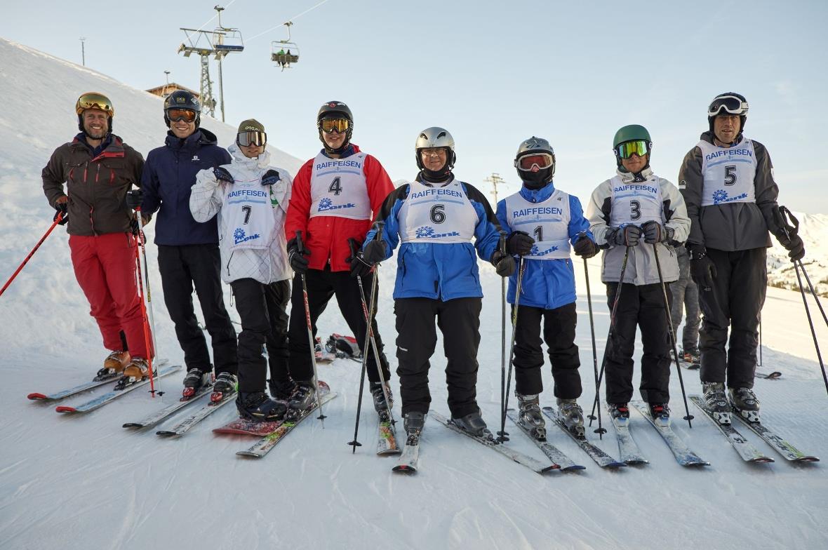 Das Bergquelle-Team vor dem Start: Betreuer Sascha Schär und Alexander Wüthrich ...