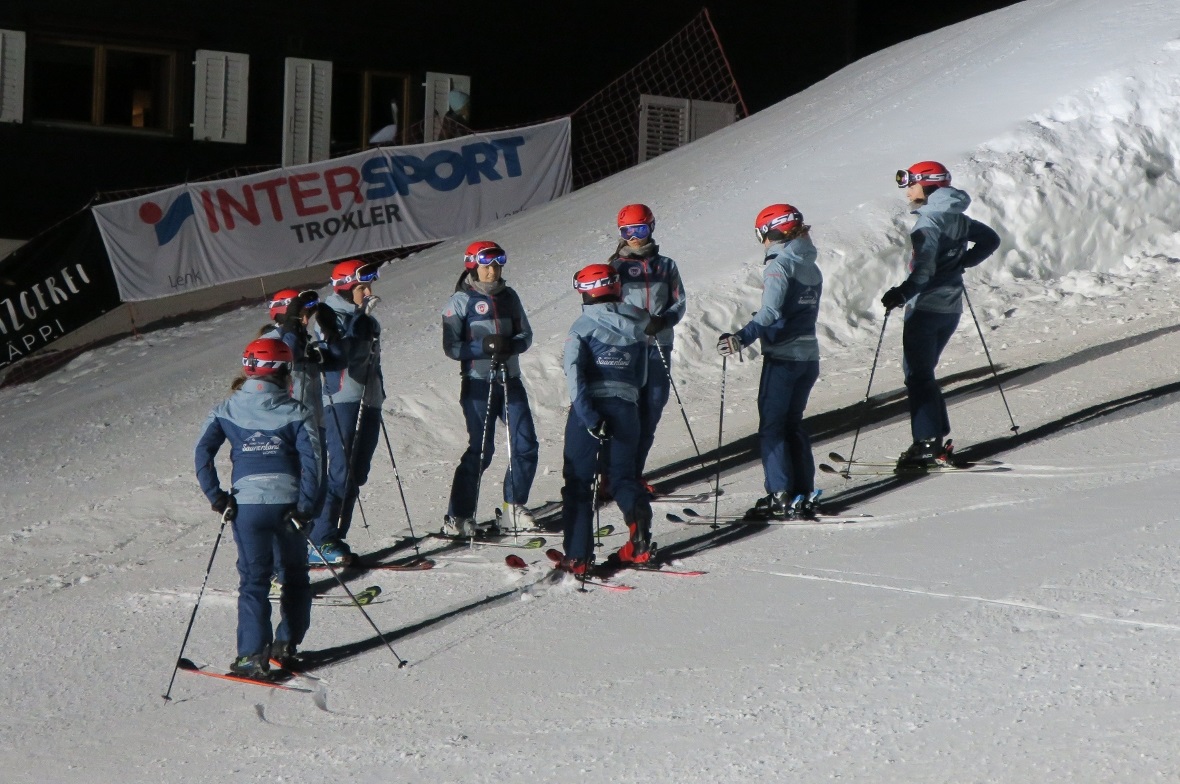 Das Demo-Team aus dem Saanenland bereitet sich vor.