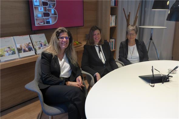 Das Frauen-Trio der BEKB Lenk: Manuela Wegmüller, Margrit Dubi und Pia Schläppi.