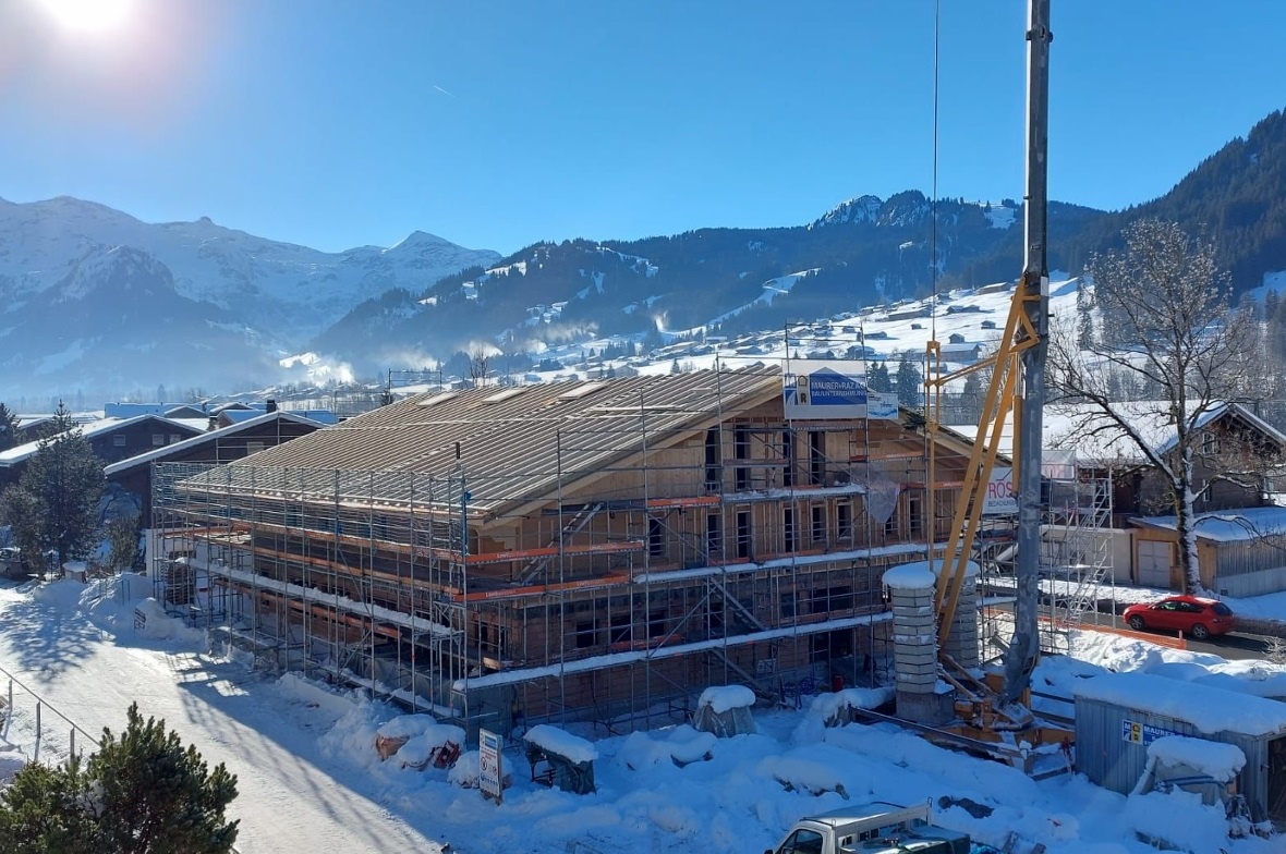 Das Gebäude steht und mit dem Innenausbau wird im Januar begonnen.