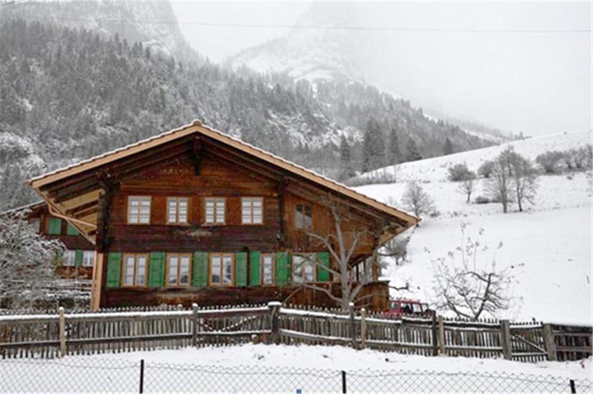 Das Haus «Auf der Kreuzgasse» in Schwarzenmatt Anfang Dezember 2011