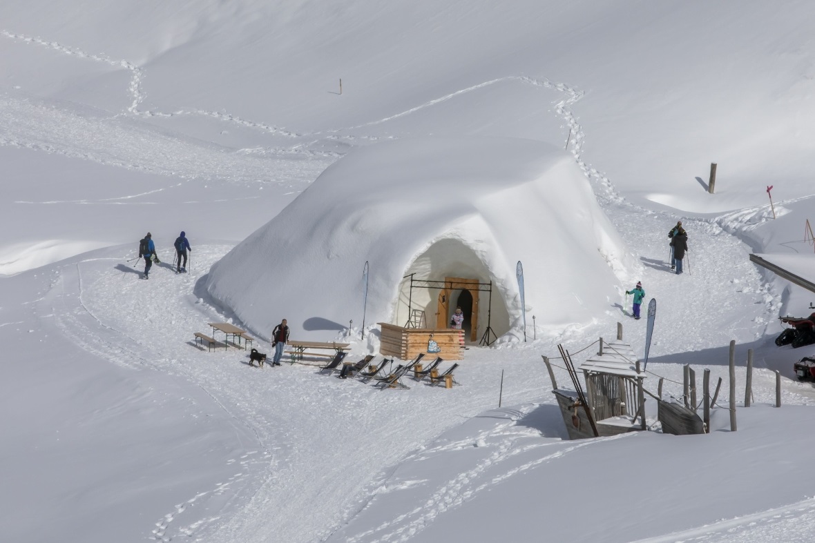 Das Iglo Dorf wurde am Sonntag noch einmal besucht.