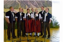 Das Jodlerdoppelquartett Goldbächli aus Boltigen entliess die Zuhörer mit einem ...