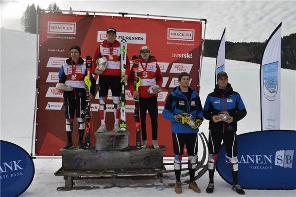Das Podest der U21 Junioren Schweizermeisterschaft: Matthias Grünenwald, Matthias Iten, Nick Spörri, Gianluca Boehm und Florian Kunz.