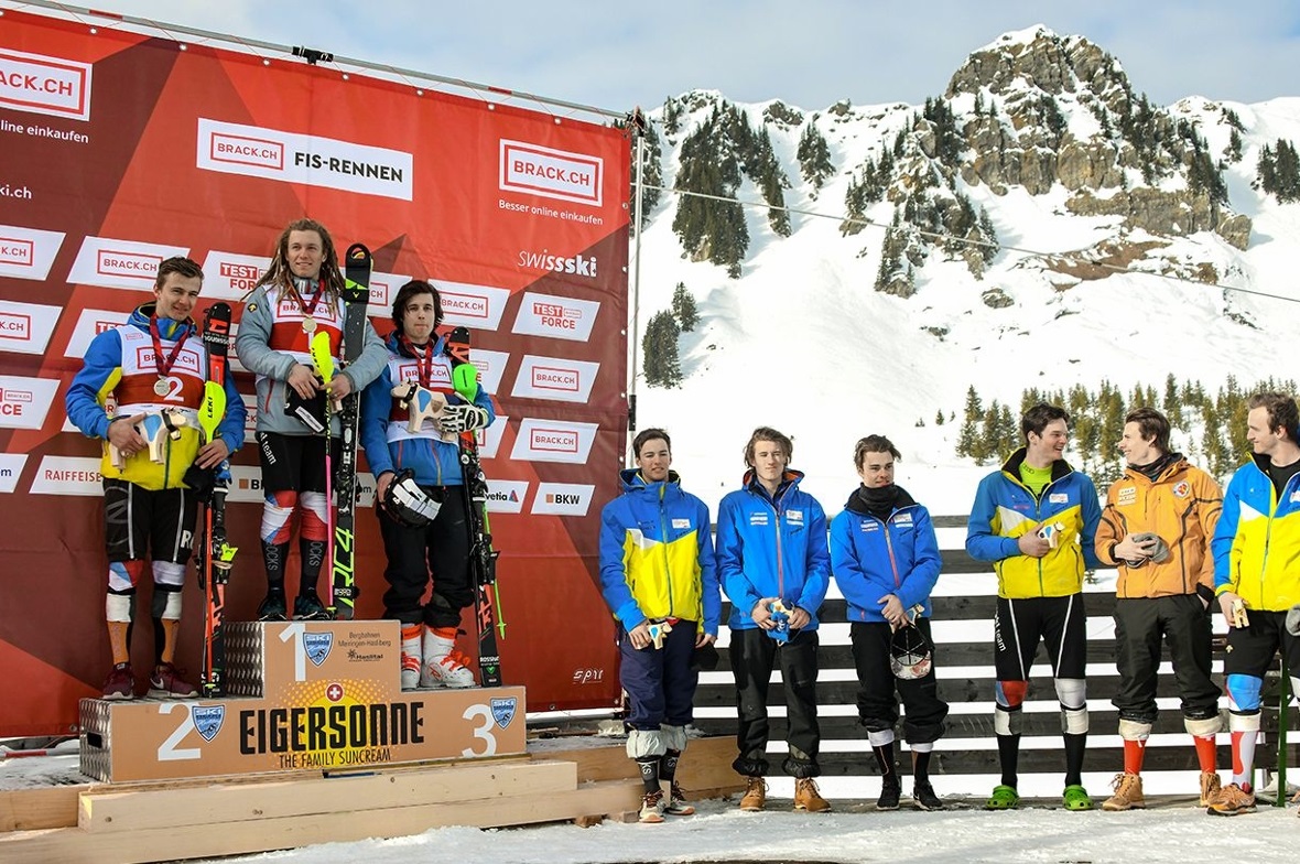 Das Podest erreichten: Matthias Grünewald, Fadri Janutin und Livio Simonet. Über weitere gute Plätze konnten sich Joel Oehrli, Nick Spörri, Silvano Rogentin, Delio Kunz, Luca Mani und Yanick Mani freuen.