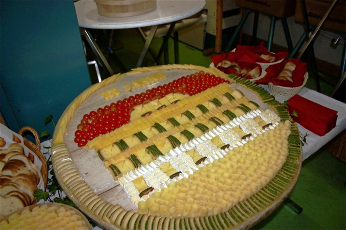 Das Schulhaus wurde sogar auf der Käseplatte dargestellt.