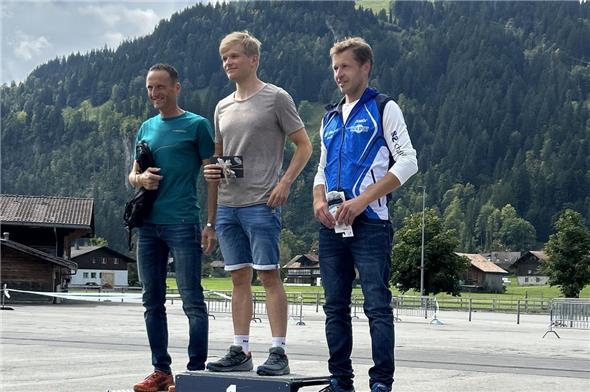 Das Siegerpodest mit Gewinner Nicola Buchs vor Patrick Feuz und Daniel Eschler.