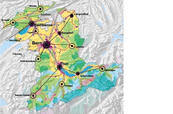 Das Simment ist im Richtplan wohl als Zubringer für das Saanenland gedacht, ab Zweisimmen existiert das Tal nur noch als Streusiedlung und als Gebiet schützenswerter Landschafts-Architektur.