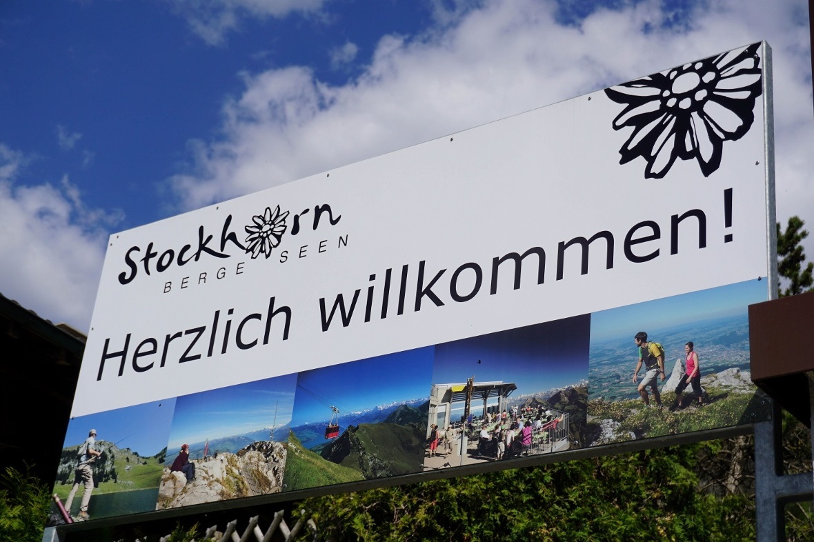 Das Stockhorn-Team in Erlenbach wartet darauf, die Gäste für die Sommersaison ba...