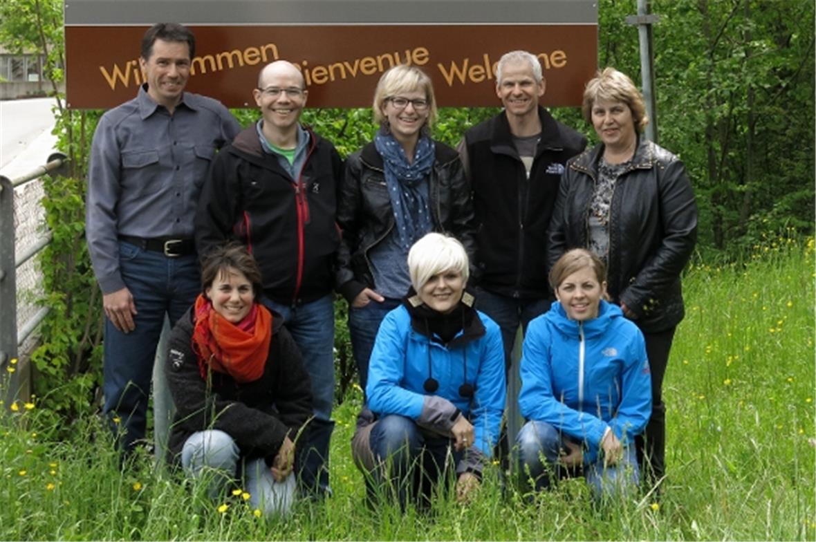 Das Team der Geschäftsstelle Tourismus und Naturpark-Diemtigtal (hinten): Peter Knutti (Geschäftsführer), Heinz Lerch (Projektleiter Naturpark), Nicole Spychiger (Sachbearbeiterin), Bruno Reber (Marketing und Kommunikation), Barbara Karlen (Sachbearbeiterin); (vorne): Gabi Speck (Projektleiterin Naturpark), Nadine Neukomm (Büroleitung Tourismus) und Pamela Ulmann (Sachbearbeiterin).