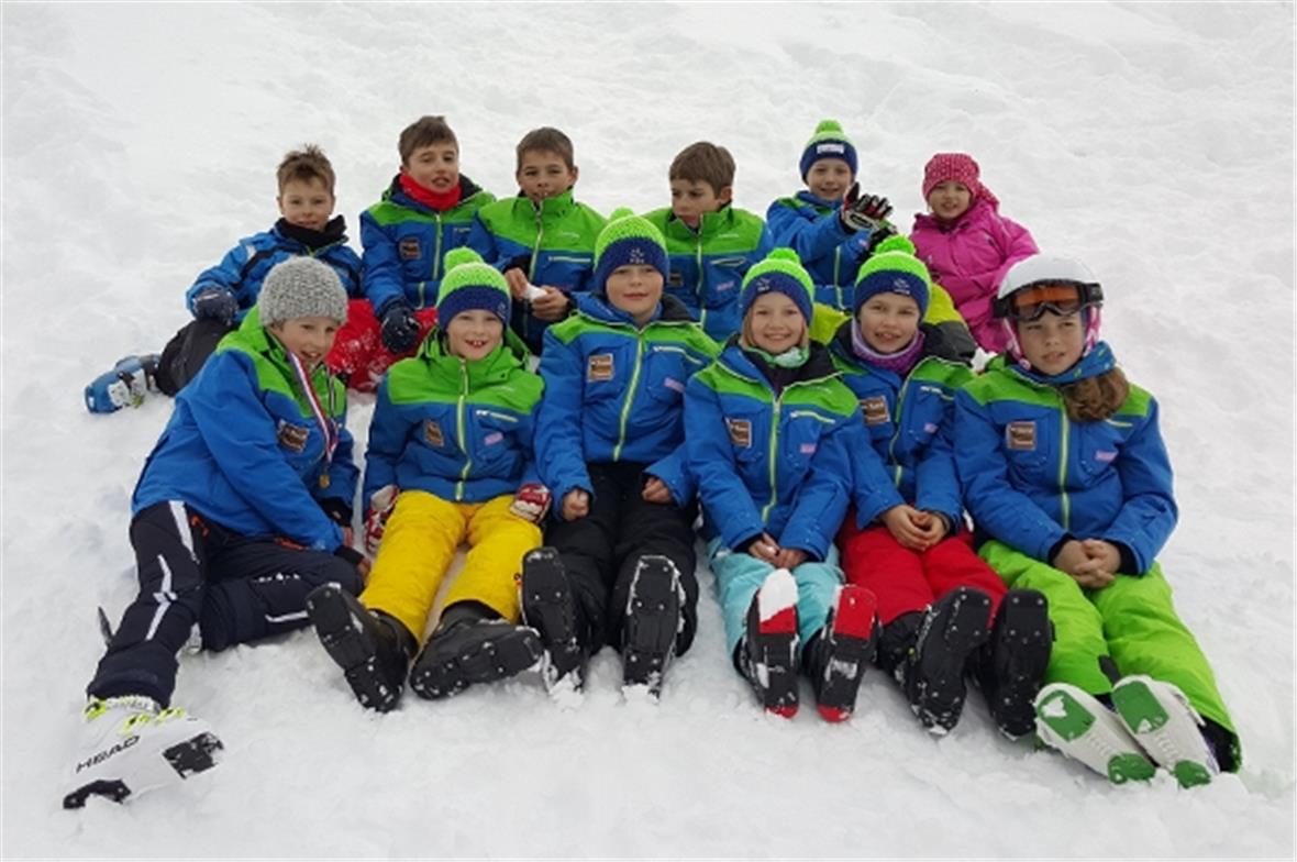 Das Team der JO Zweisimmen.