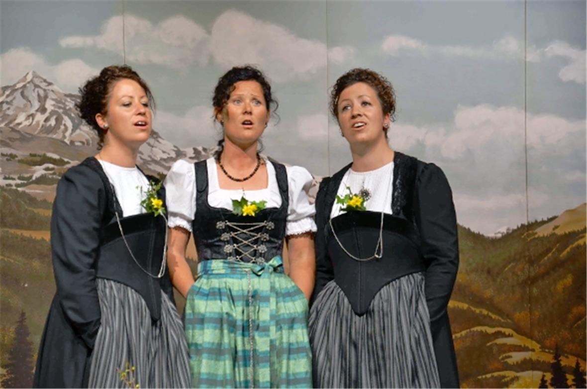 Das Terzett ChriMaFrä, von links Christa, Marita und Fränzi, ist eng mit den Gastgebern verbunden. Auf dem neuen Tonträger im 2013 sind die drei Jodlerinnen mit von der Partie.