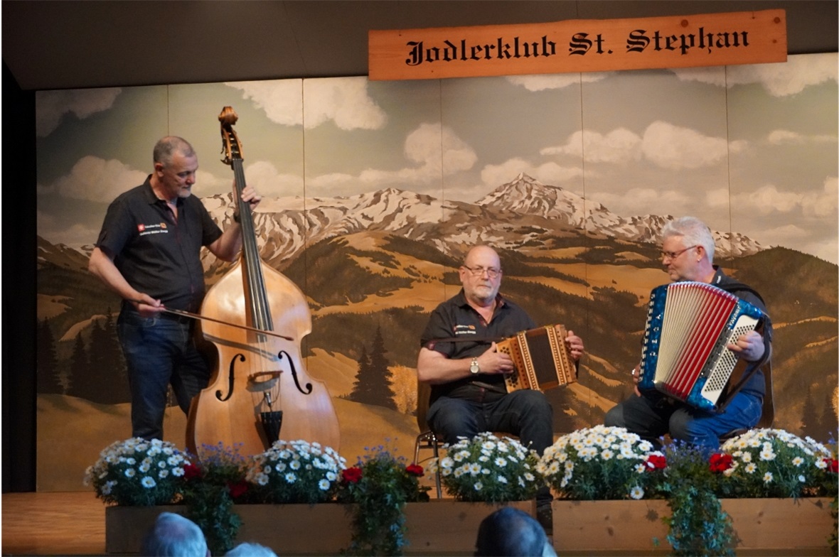 Das Trio Ueltschi-Wäfler-Zaugg spielte rassige Tanzmusik.