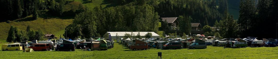 Das VW Bus Dorf auf der von Känel Matte