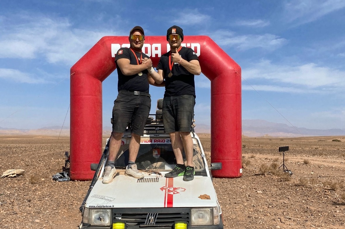 Das Ziel stolz und glücklich erreicht (von links): Werner Imobersteg und Dani Lö...