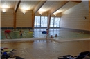Das alte Becken ist für Schwimmer geblieben.