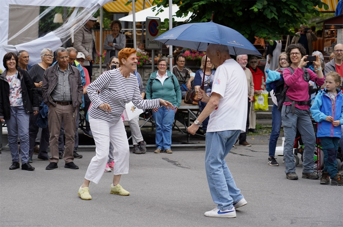 Das eine oder andere Tänzchen wurde gewagt...